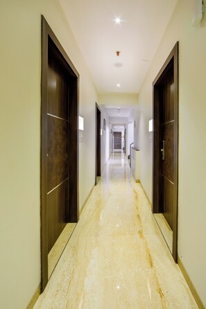 Exterior - Hotel Laxvas- The Business Hotel (Thane)