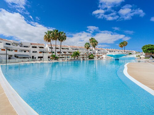 Parque Don Jose Poolside Retreat by Interhome