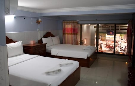 Escritorio y wifi gratis