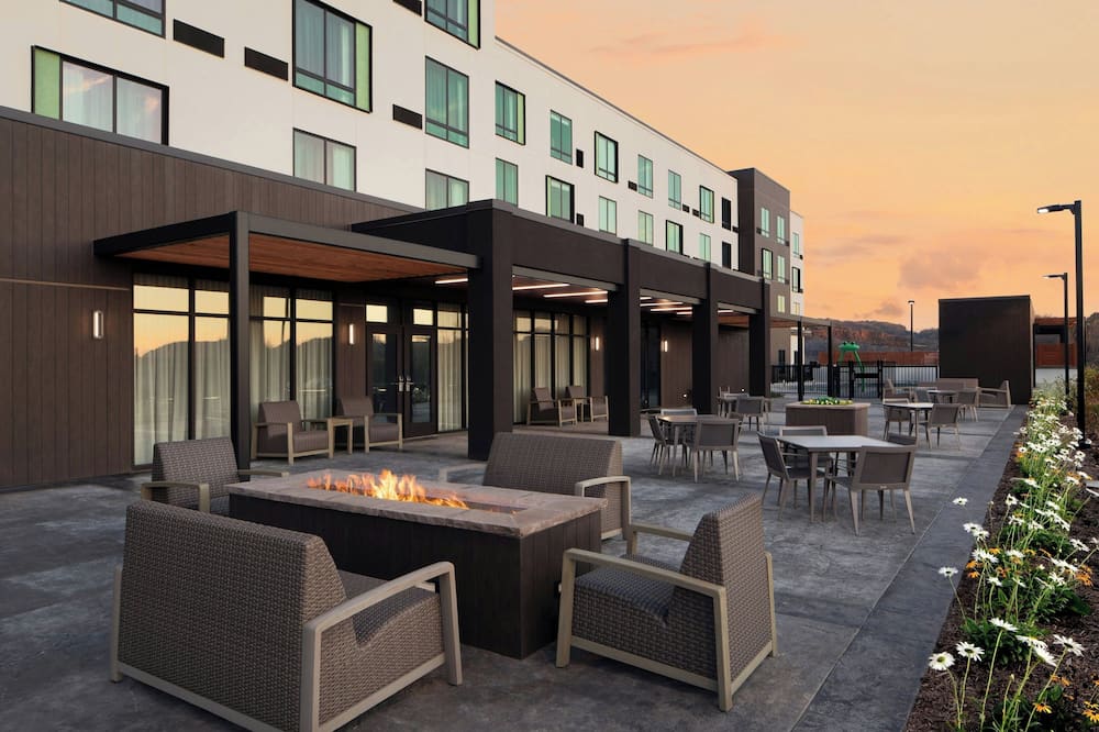 Courtyard by Marriott Kodak Sevierville