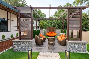 Terrace/patio - Hotel LA Eden Mussoorie (Dehradun)