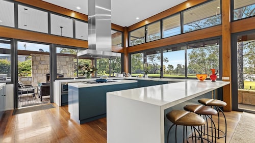 HUNTER VILLA - THE VINTAGE