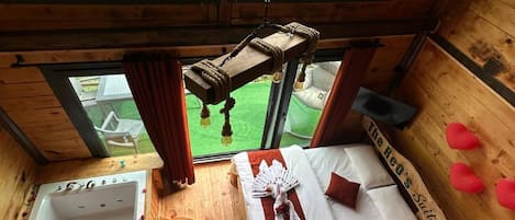 Deluxe kamer, niet-roken, uitzicht op bergen | Gratis wifi