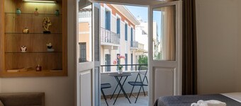 1900's Athens Residence