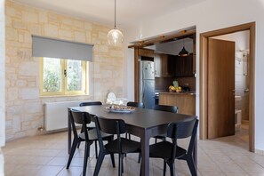 ダイニングルーム