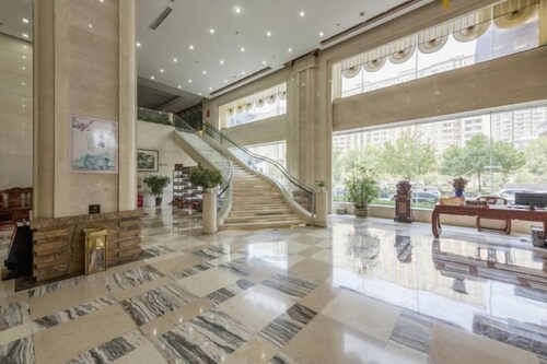 Yuanlong International Hotel