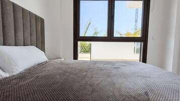 2 bedrooms, WiFi, bed sheets