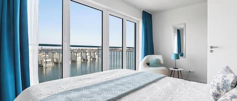 3 chambres, fer et planche à repasser, lit parapluie, Wi-Fi gratuit