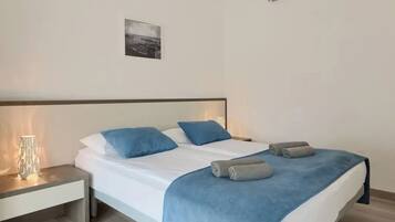 2 bedrooms, WiFi, bed sheets