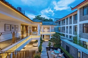 Ảnh chưa phân loại, 3 trong số 246 ảnh, nút