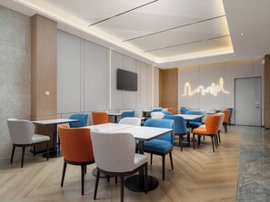 Petit déjeuner buffet compris tous les jours