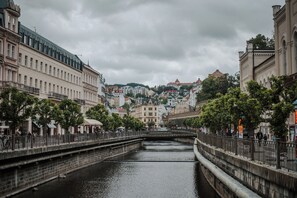 Hot springs - Esplanade Carlsbad (Karlovy Vary)
