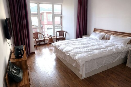 Dalian Mong Kok Express Hotel