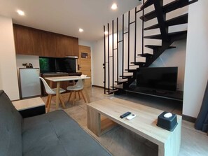 Comfort Apartment, Accessible (Duplex (B124)) | Living area