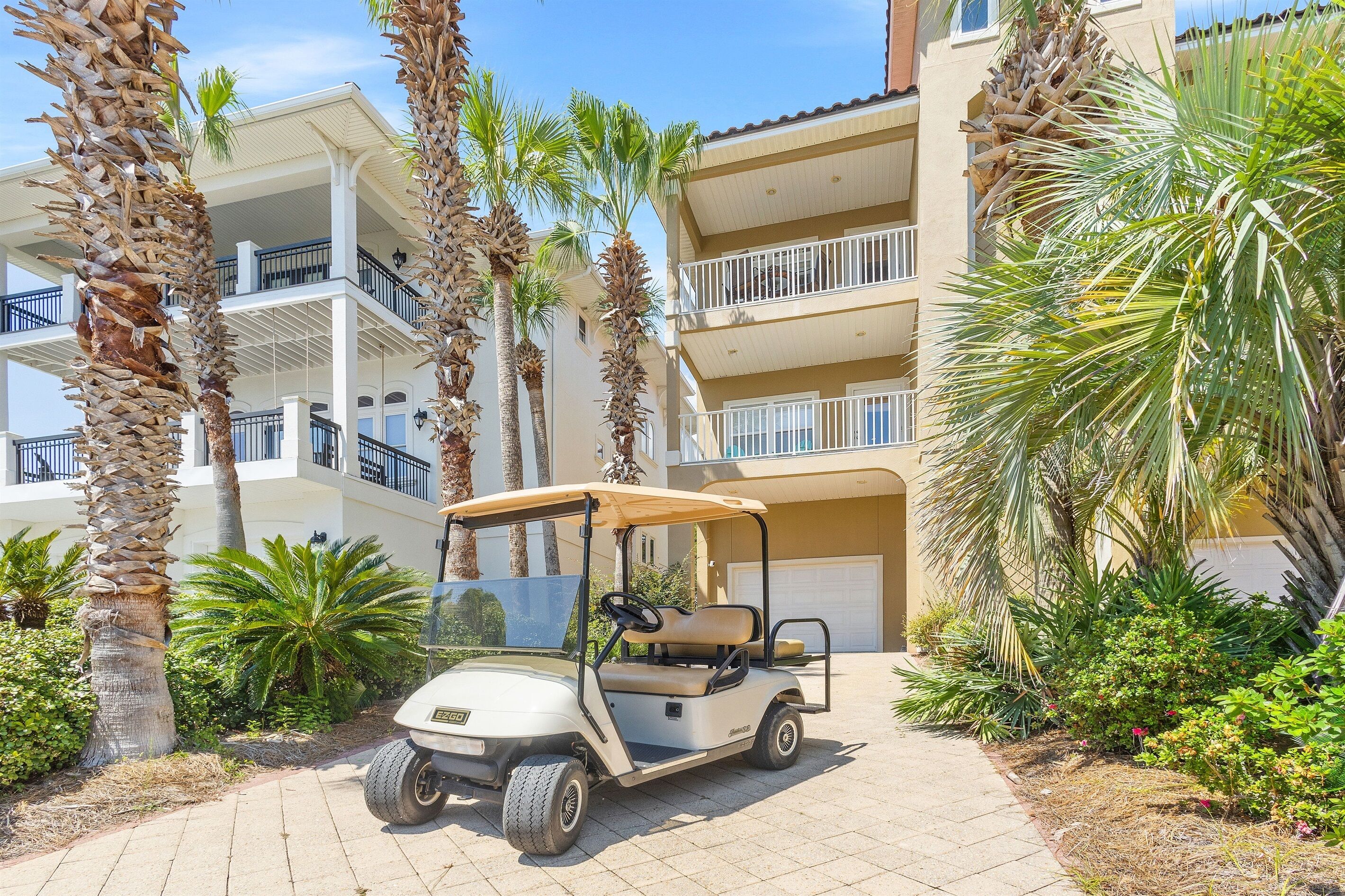 213 Lavalencia. Gated, gulf and sunset views 4br, pool, pickleball, golf cart