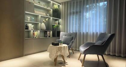 Homeinn · neo (Chongqing Shiqiaopu Subway Station)