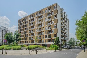 Front of property - Apartament Zdziechowskiego (Warsaw)