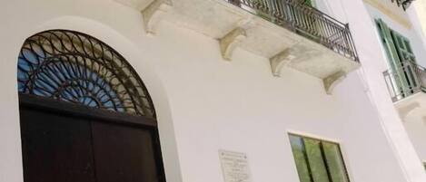 Facciata della struttura