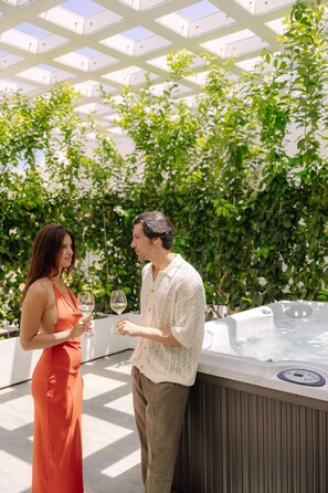 Suite | In-room safe, desk, laptop workspace, soundproofing - Dome Hotel (Marsala)