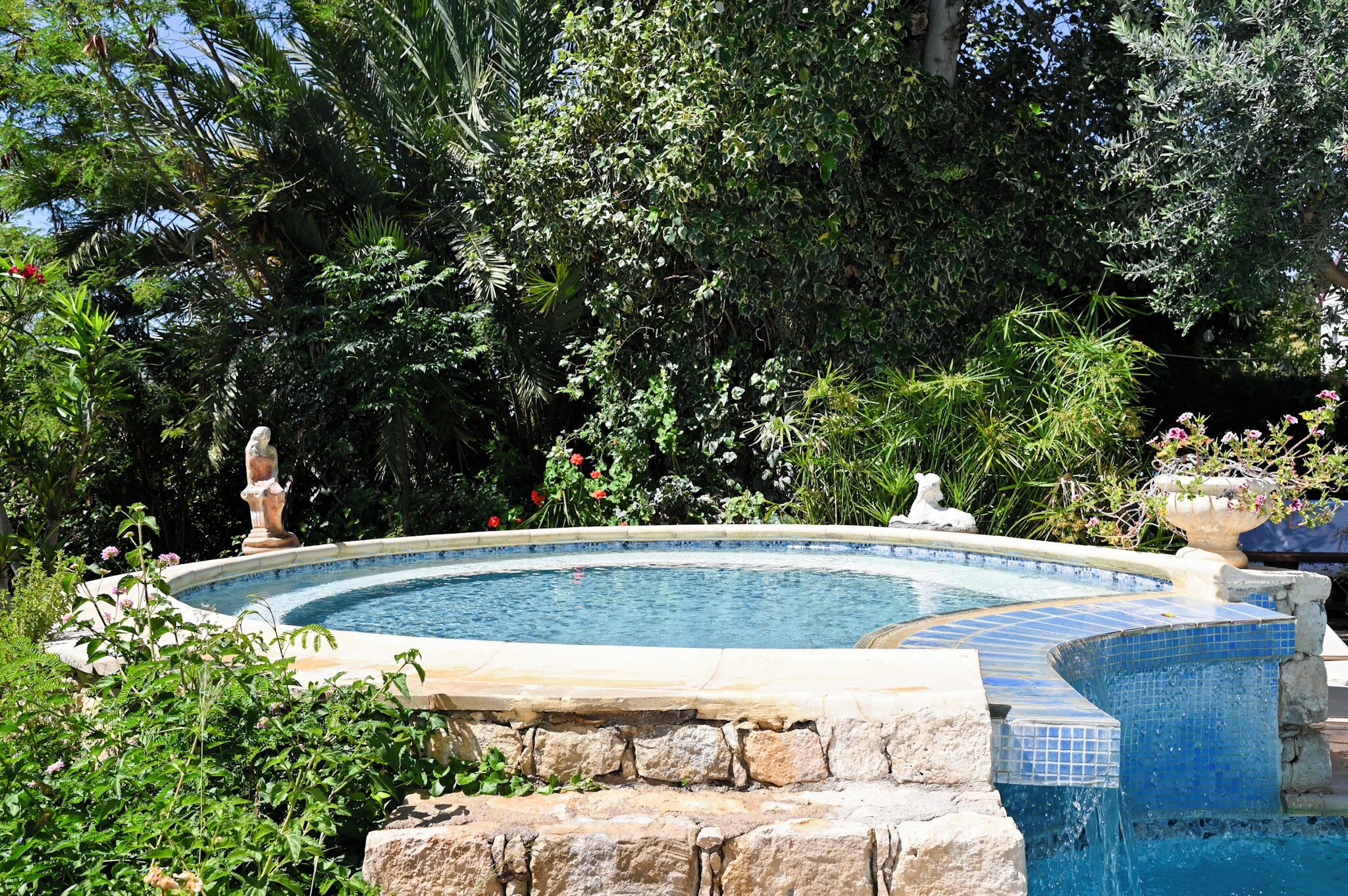 Chambre, 1 chambre, fumeur, balcon | Jardin