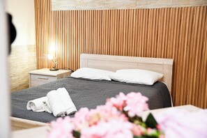 Room, 1 Bedroom, Smoking, Balcony | 1 bedroom - Room-kritos Apartments-one Bedroom (Argaka)