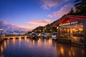 Fachada da propriedade