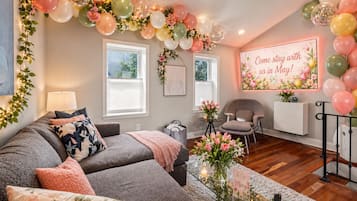 Smart TV, books, offices