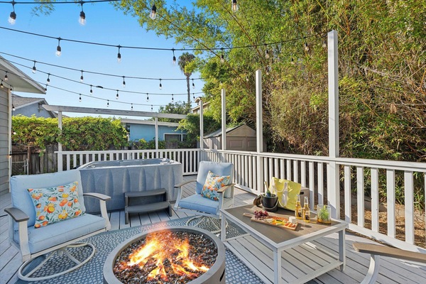 Tina de hidromasaje al aire libre