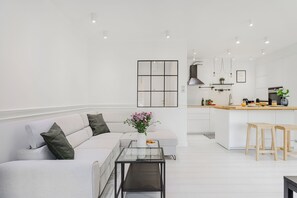 Televisión de pantalla plana