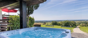 Holiday House Vilana With Jacuzzi