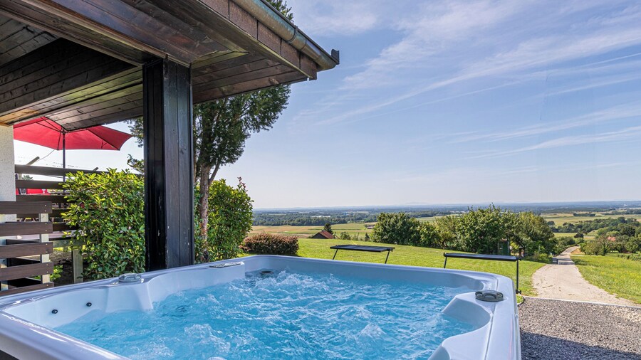 Holiday House Vilana With Jacuzzi