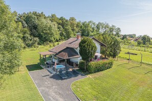 Exterior - Holiday House Vilana With Jacuzzi (Puconci)