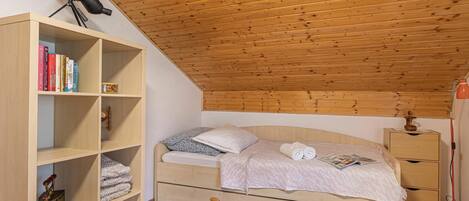 Familienhaus, Mehrere Schlafzimmer (Holiday house VilAna with Jacuzzi)