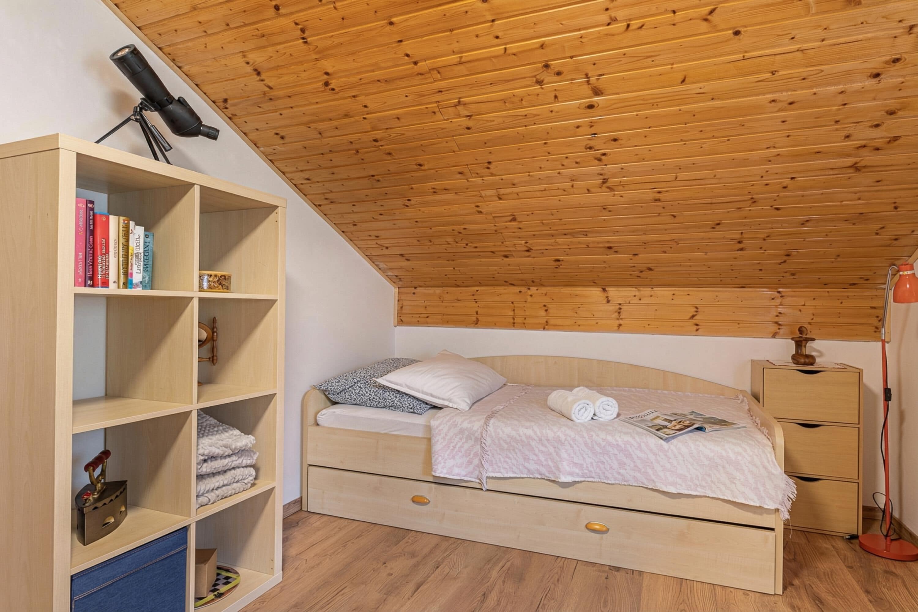 2 bedrooms, in-room safe, laptop workspace, iron/ironing board