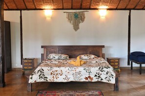 Antique Experiential Room | Wi-Fi gratis