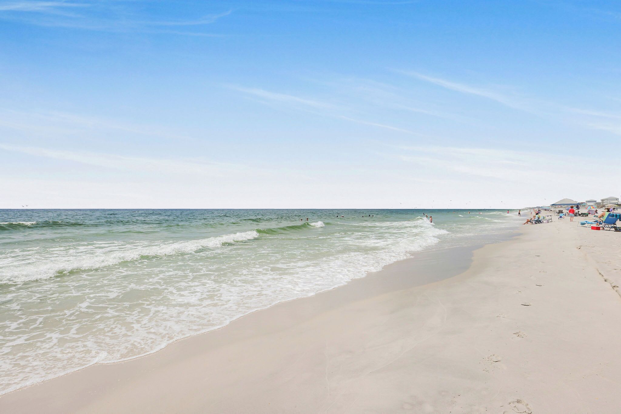 Beach nearby, sun loungers