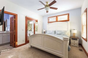 6 bedrooms, iron/ironing board, WiFi, bed sheets