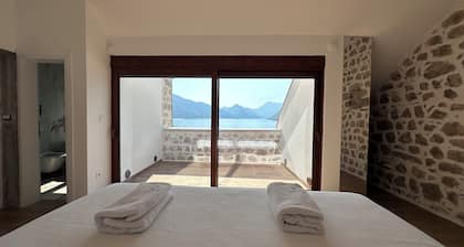 Villa Milica from the 18. century in marvelous Ljuta, Kotor