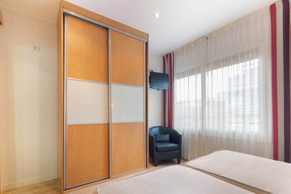 Weflating SANT PAU 2 BDR Barcelona Vrbo