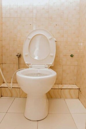 Towels, soap, toilet paper