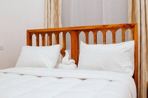 6 bedrooms, iron/ironing board, WiFi, bed sheets - Catty home Apartment (Arusha)