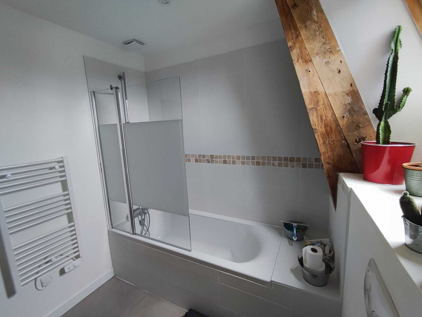 風筒、提供毛巾、番梘、洗頭水