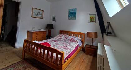 CHAMBRES D'HOTE DANS UNE MAISON TYPIQUE DES BORDS DE RANCE