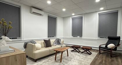 New! Lux 1BR APT at Square in Downtown Ephrata with WiFi, Mini Splits