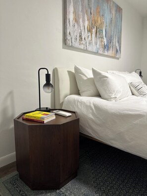 1 slaapkamer, een bureau, een strijkplank/strijkijzer, gratis wifi