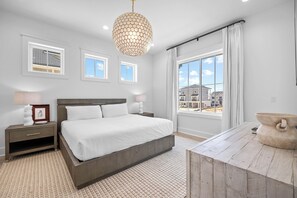 5 bedrooms, iron/ironing board, free WiFi, bed sheets - Casa Feliz: New Construction, Gulf Views, Multiple Living Areas, Pet-Friendly (Mexico Beach)