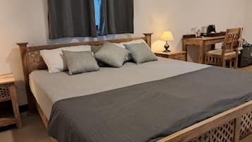 Basic Double Room, Garden View | Premium bedding, in-room safe, laptop workspace, WiFi (free)