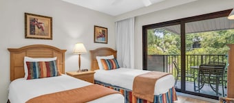 C-224 - End Unit with Private Views & Sleeps 6