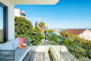 2 bedrooms, Internet - Charming Coastal Escape Marula One (Cape Town)