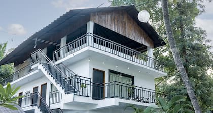 Silver Oak Tropical Resort By Bay Hotels